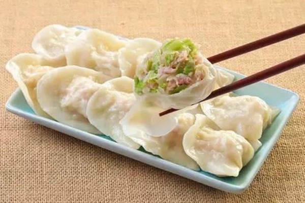 中國“水餃巨頭”倒了，曾年賺15億，而今老板想參加年會(huì )卻被拒