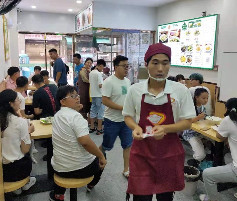 想開(kāi)餃子云吞店是加盟好還是自己創(chuàng  )立品牌好？